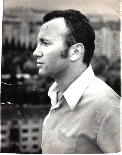 File:Michael Sorokin ~1975.jpg