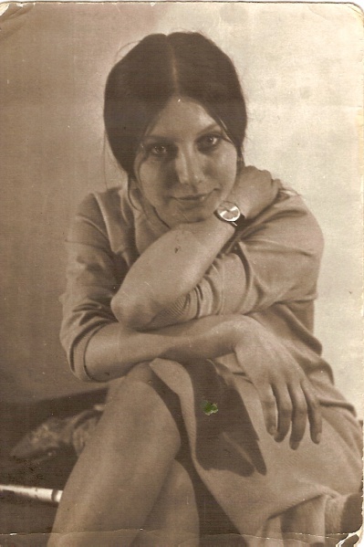 File:Tanya Glamour Shot 1.jpg