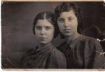 Rita and Zina Sorokina in 1939
